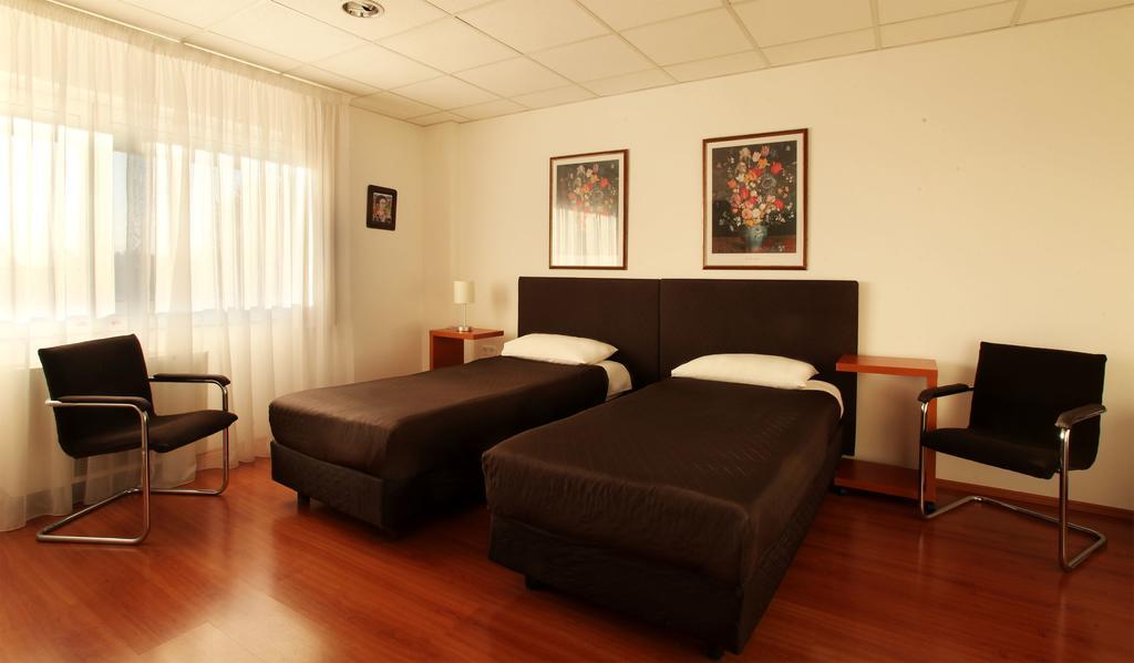 Sós Motel Hatvan Quarto foto